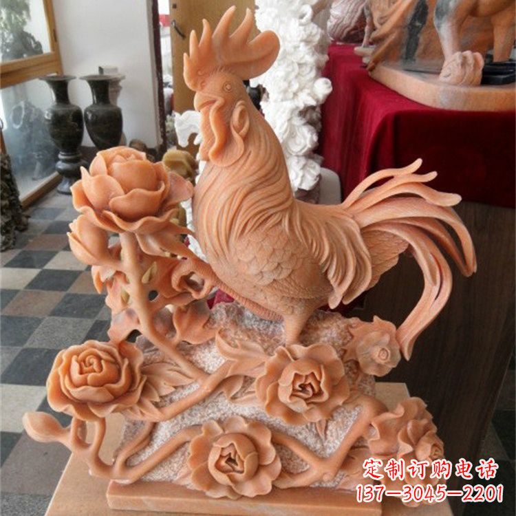 泰州晚霞红石雕公鸡雕塑