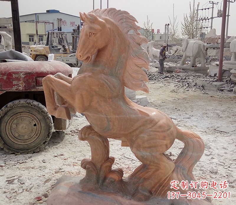 泰州晚霞红踏浪奔马石雕