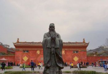 泰州传统文化艺术品，青铜孔子行教人物雕塑