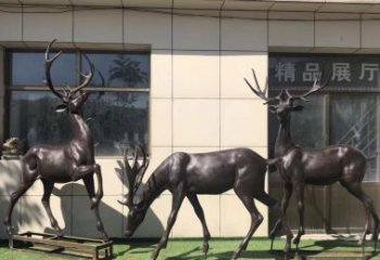 泰州群鹿铜雕塑，艺术精雕细琢