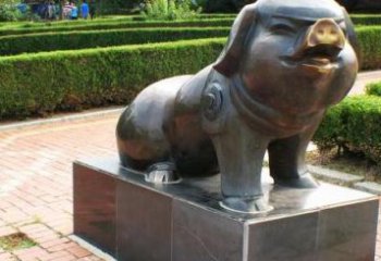 泰州古典中国十二生肖猪铜雕塑