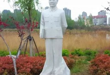 泰州尊崇历史人物--赞美钱学森雕像