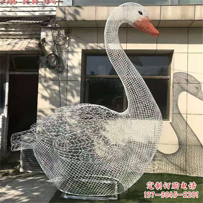 泰州卧姿天鹅不锈钢草坪网格动物摆件