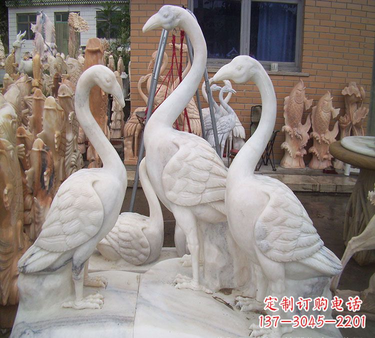 泰州仙鹤衔树枝 石雕