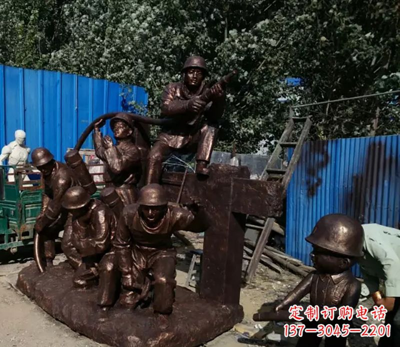 泰州消防员灭火景观雕塑