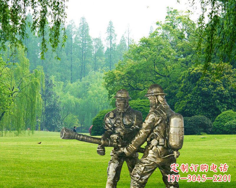 泰州消防员灭火铜雕