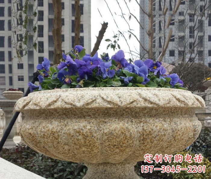 泰州小区景观大理石花盆石雕