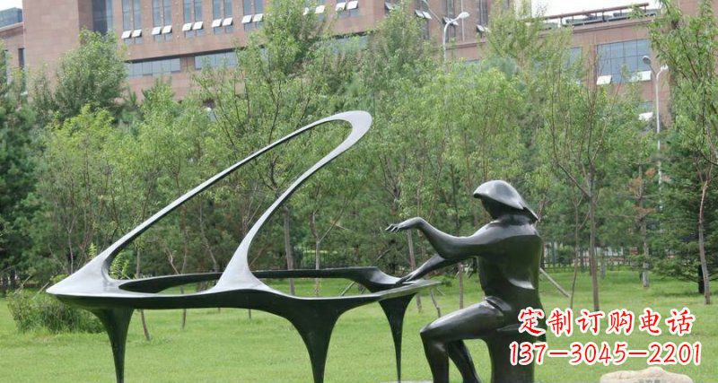泰州校园弹钢琴景观铜雕