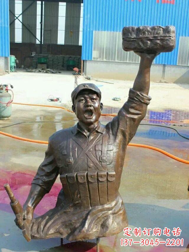 泰州校园董存瑞名人铜雕