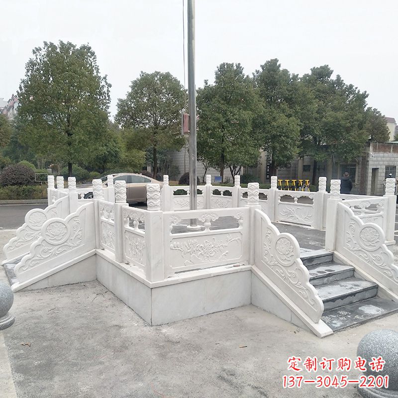 泰州校园广场石雕升旗台