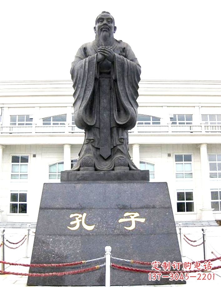 泰州校园孔子雕塑