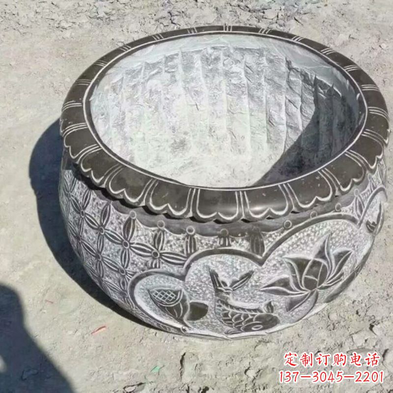泰州园林莲花鱼纹石雕水缸