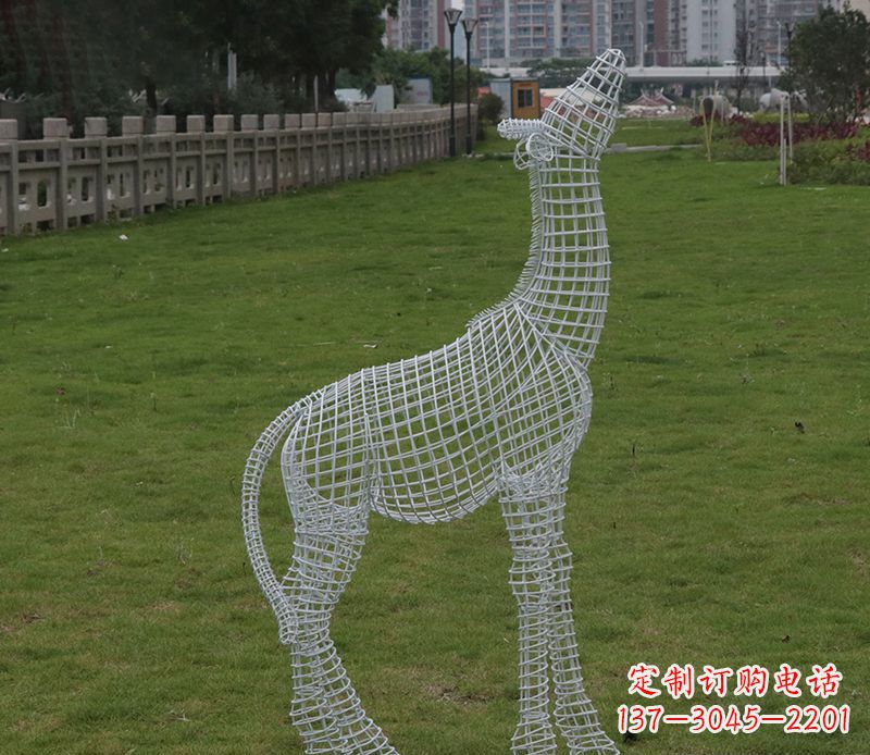 泰州园林镂空仰头麋鹿不锈钢雕塑