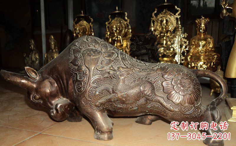 泰州园林拓荒牛景观铜雕