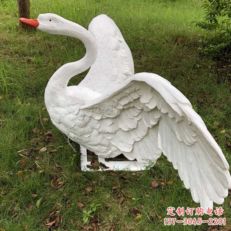 泰州展翅飞翔白天鹅仿真发光动物雕塑