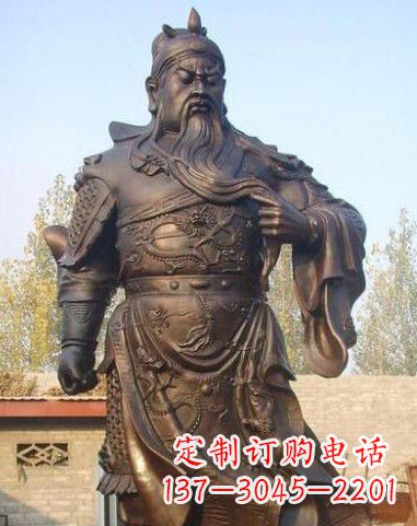 泰州站立的关公铜像