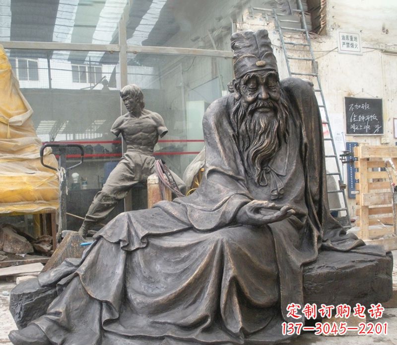泰州张仲景铜雕