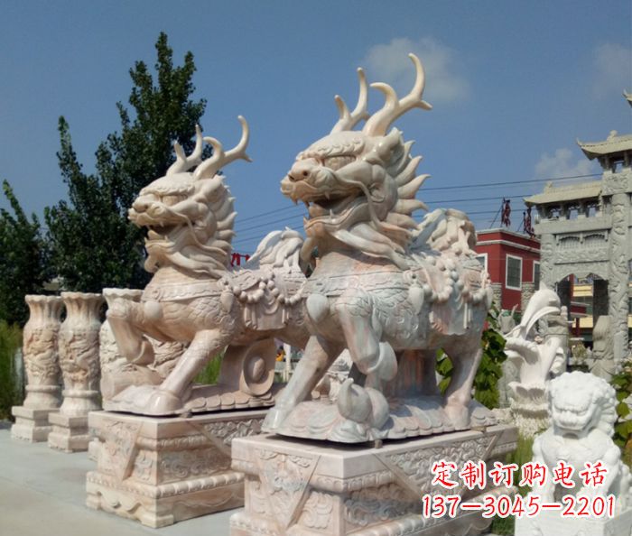 泰州招财神兽晚霞红石雕麒麟