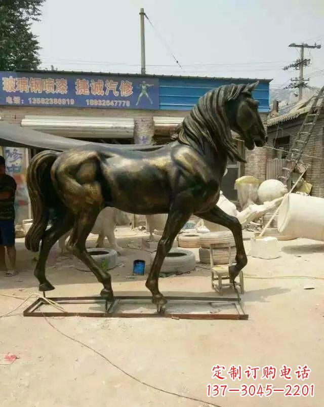泰州铸铜马雕塑